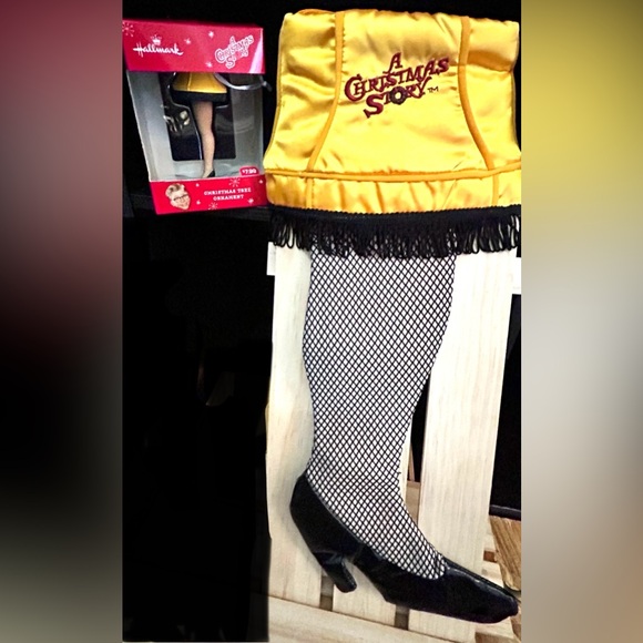 A Christmas story Xmas stocking & ornament in the style of the famous leg lamp - Picture 2 of 9